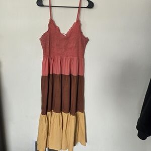 HER Destiny Petites Liered Colorblock Smocked Dress Large